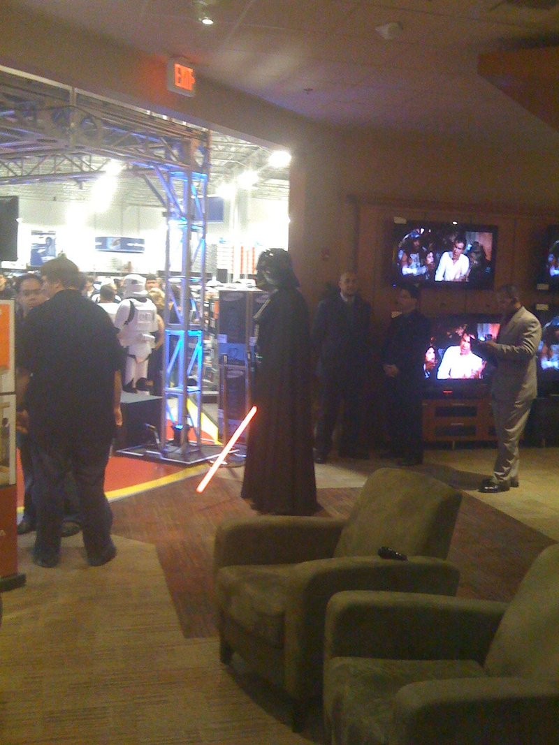 Illustration for article titled Jett Lucas Out-Bugged The Testers – Force Unleashed Launch Party